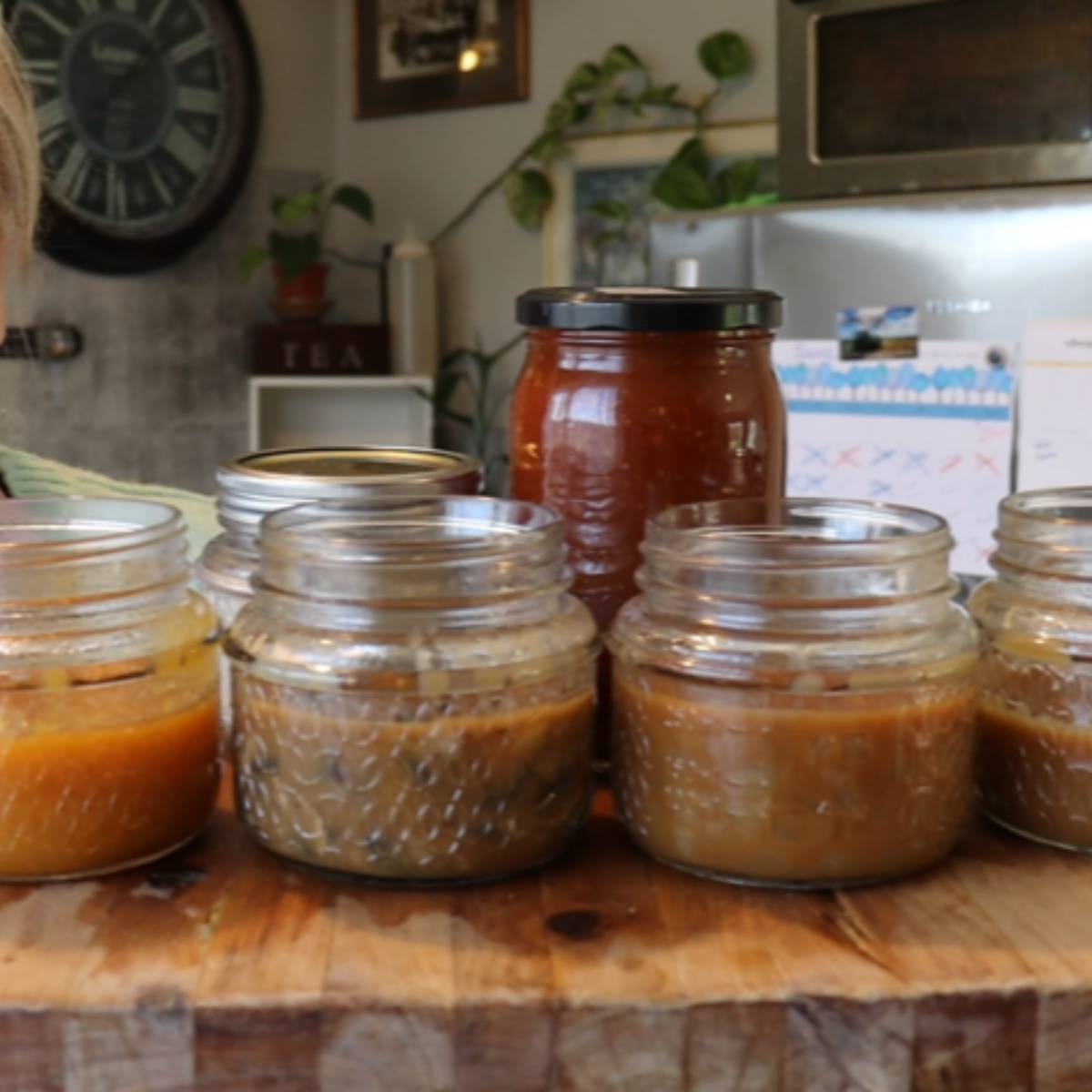 Affordable Homemade Gravy & Sauces from Scratch