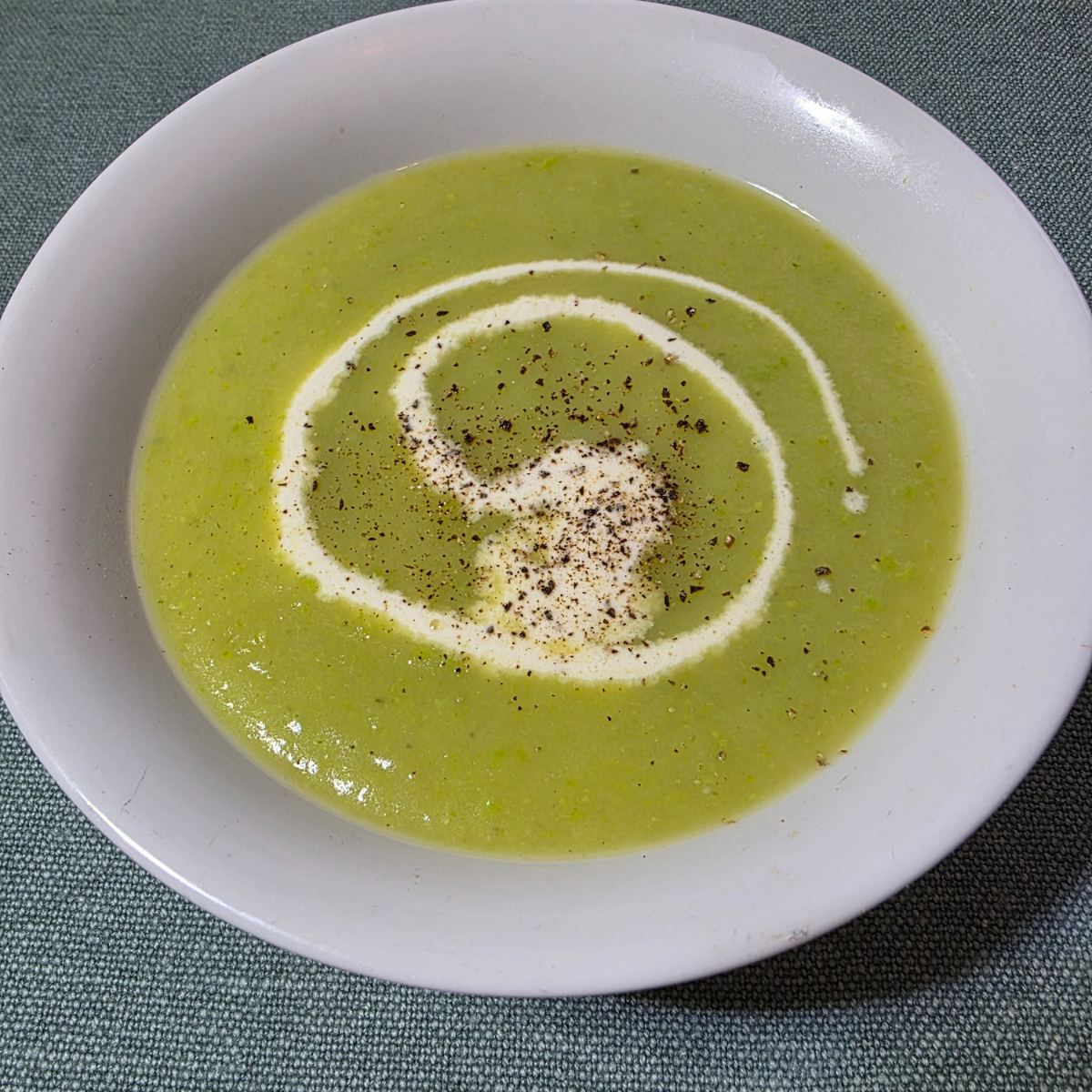 Cozy Comfort in a Bowl: Creamy Mushroom Soup & Potato Leek Soup