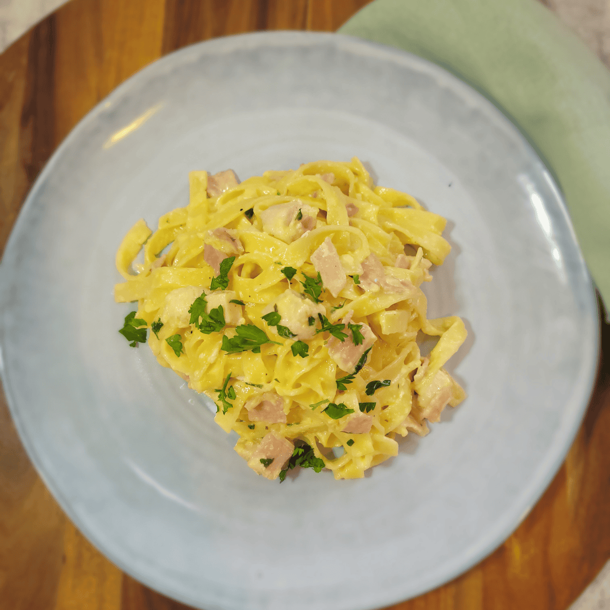 15-Minute Creamy Chicken & Bacon Pasta