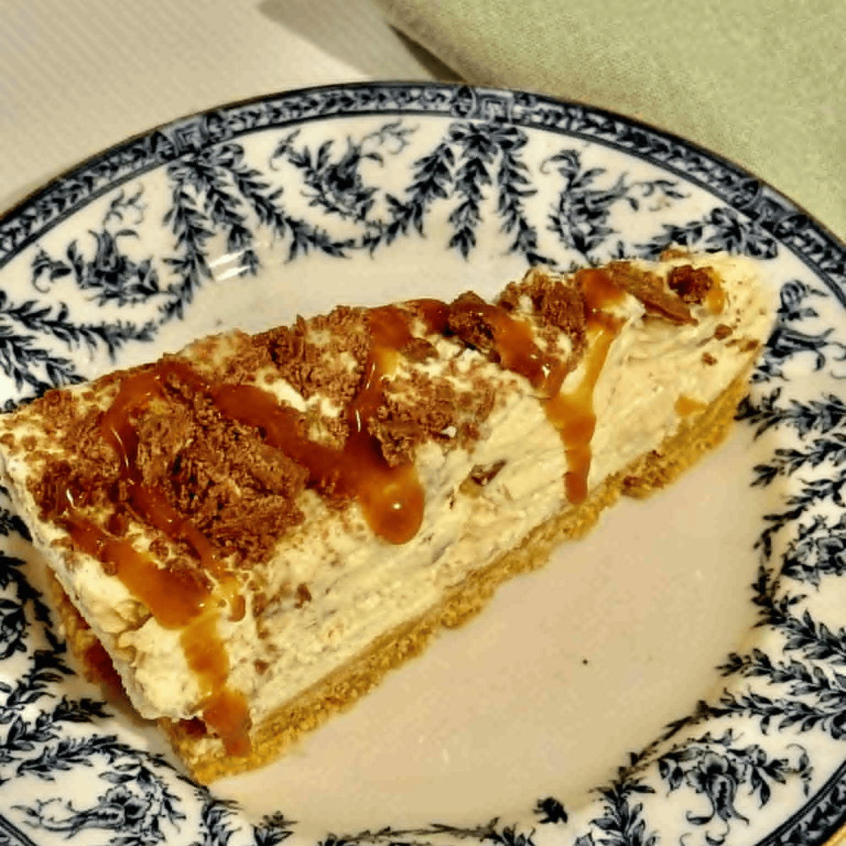 Kim’s Crunchie Bar No-Bake Cheesecake | Easy & Irresistible Dessert