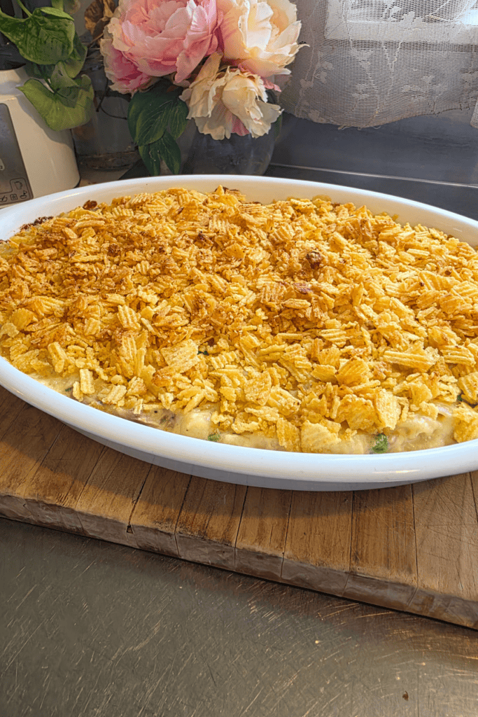 Baked tuna mornay pasta with crunchy potato chip topping