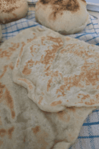Easy flatbread recipe made from scratch