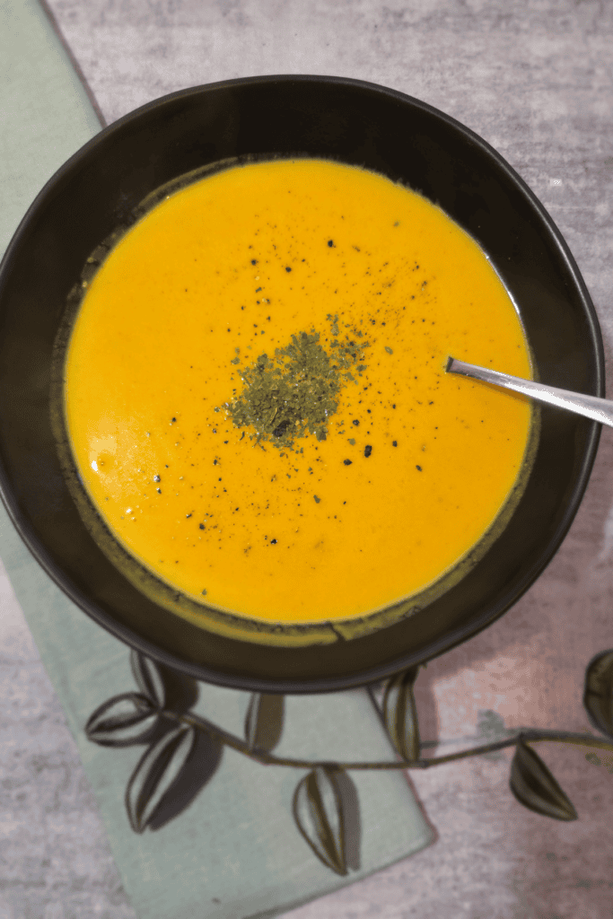 Creamy Pumpkin & Peanut Soup