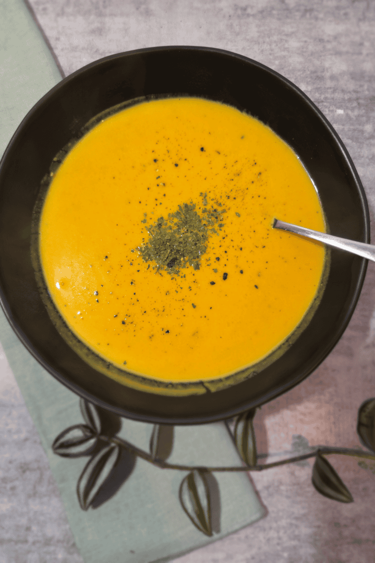 Creamy Pumpkin & Peanut Soup